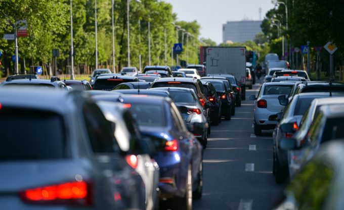 București, Iași, Brașov și Ploiești sunt printre cele mai poluate orașe din România. Vezi cauzele, efectele asupra sănătății și soluțiile posibile.