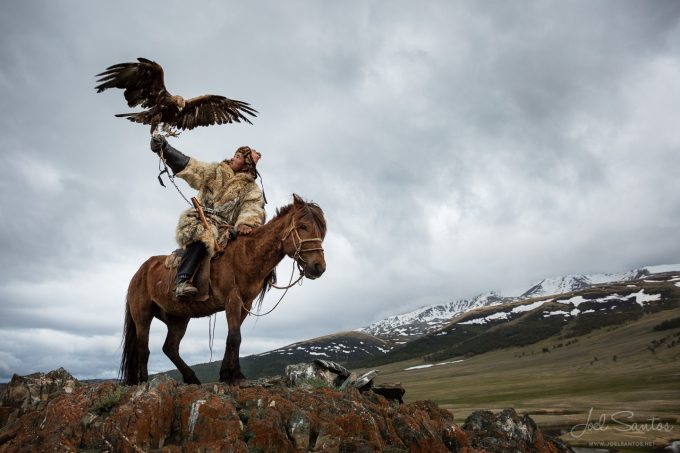 vanatori in mongolia