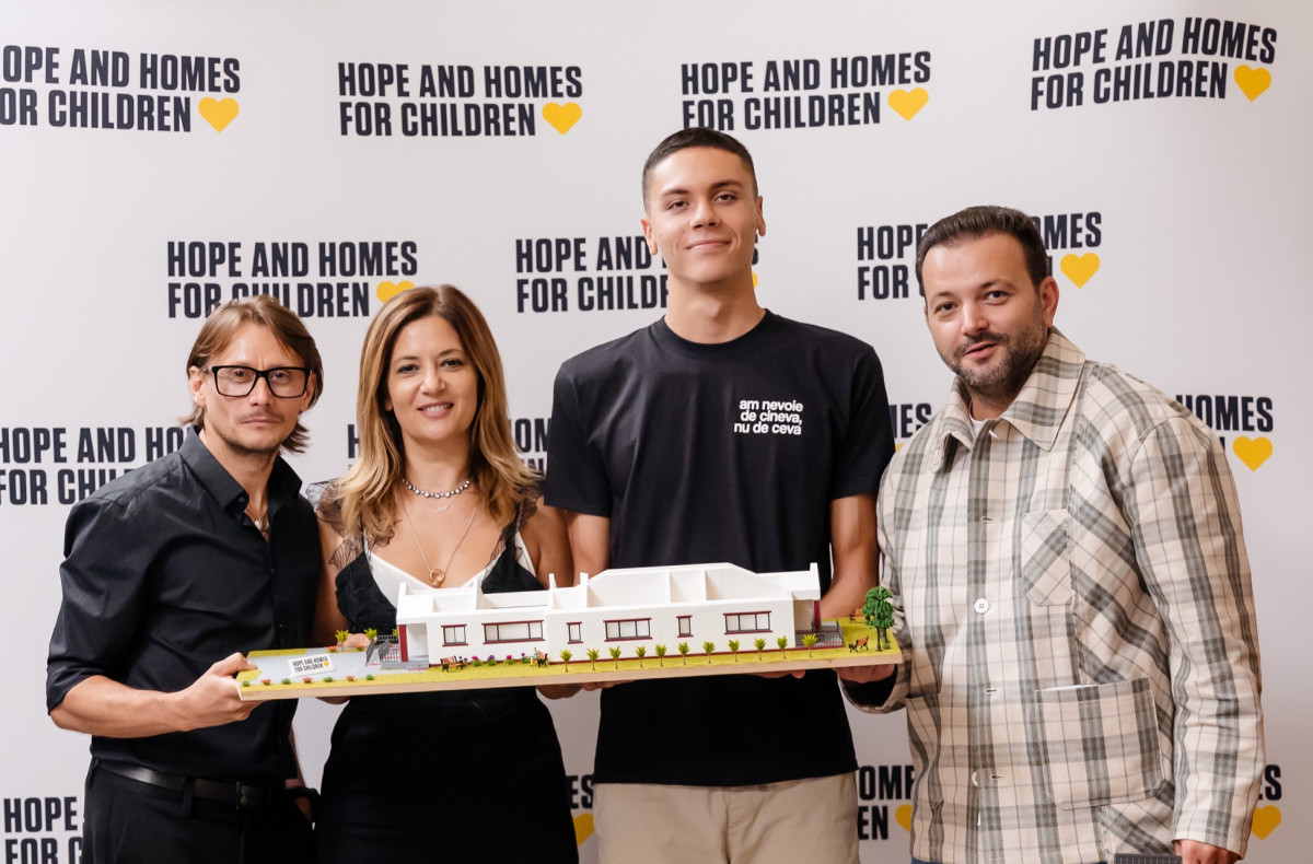 Hope and Homes for Children România a câştigat Premiul I la Gala Societăţii Civile 2025 cu campania „Ambasador pentru ACASĂ. Când construim o CASĂ, construim un OM”
