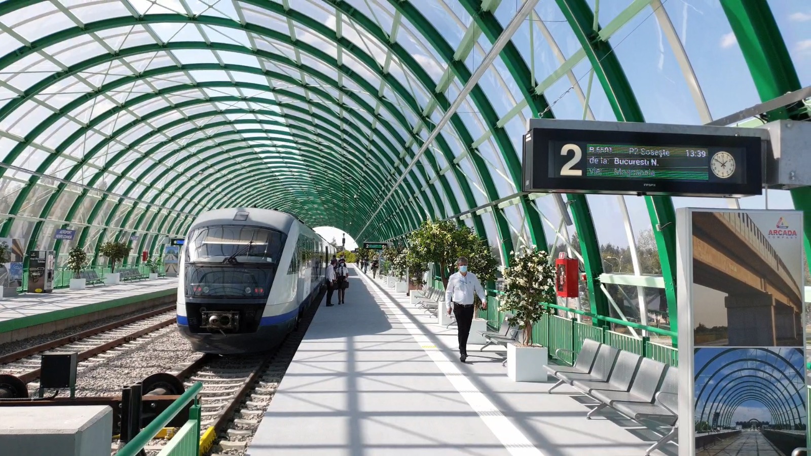 Transportul feroviar devine o soluție esențială pentru un viitor sustenabil. România investește miliarde în modernizarea și electrificarea rețelei.