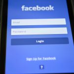 Facebook vrea conturi create de AI: ce înseamnă pentru utilizatori