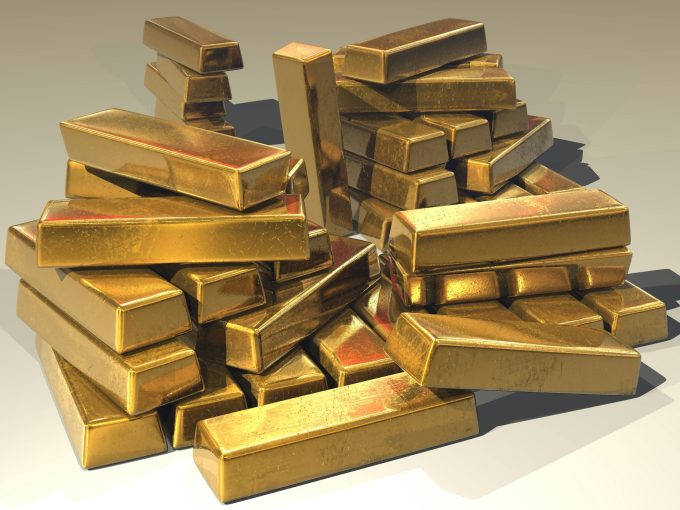 Aurul atinge un record istoric: uncia depășește 4.400 de dolari
