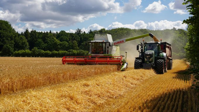 Fermierii români vor primi sprijin financiar de 25 milioane euro printr-un împrumut de la BEI