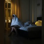 Obiceiul de a sta treaz până târziu se leagă de un risc mai mare de boli cardiovasculare, arată un studiu