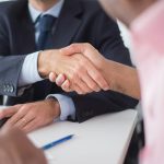 În timp ce diplomația climatică stagnează, economia accelerează