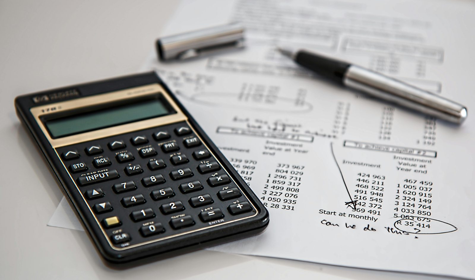 Cum își planifică românii viitorul financiar: între pensie, economii și investiții