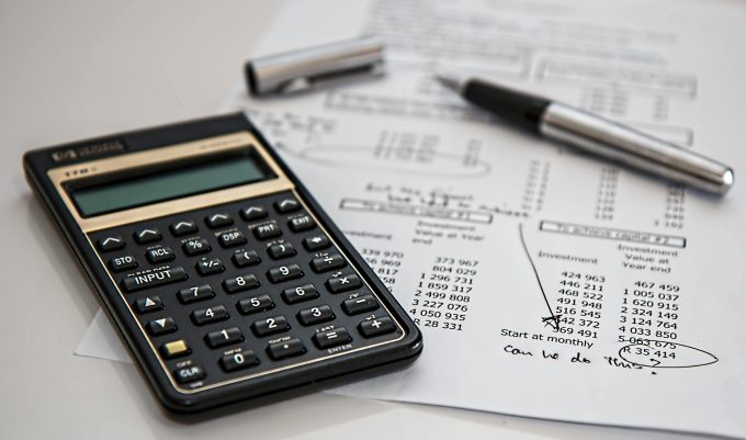 Cum își planifică românii viitorul financiar: între pensie, economii și investiții