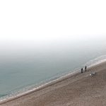 Aerosoli la malul mării: luna ideală pentru cure care ajută aparatul respirator