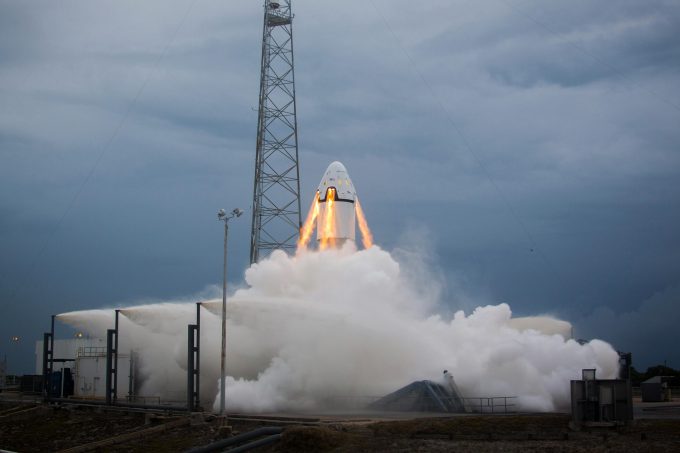 După 50 de ani, NASA încearcă din nou drumul spre Lună,