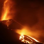 Studiu: Topirea gheții ar putea reactiva vulcanii la scară globală
