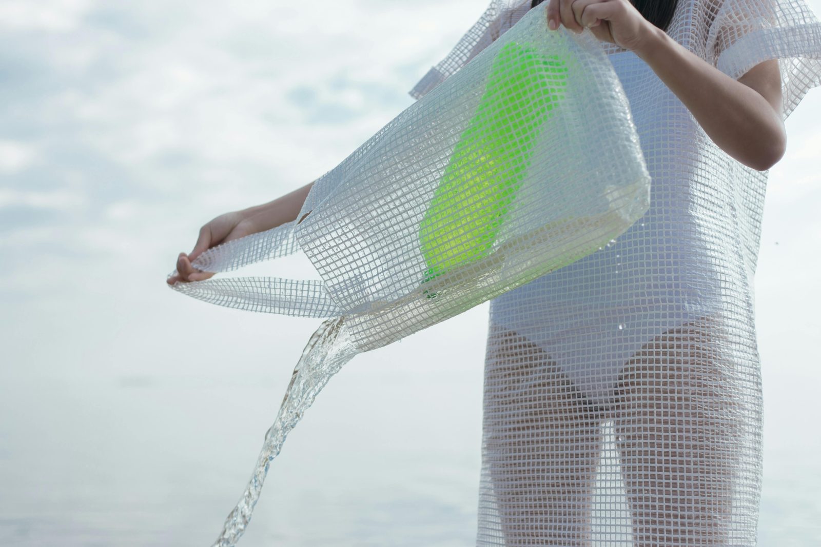 produse din plastic folosite zilnic care poluează planeta. Impactul ascuns asupra mediului