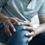 Acesta este cel mai eficient „tratament” pentru durerile articulare, potrivit cercetărilor