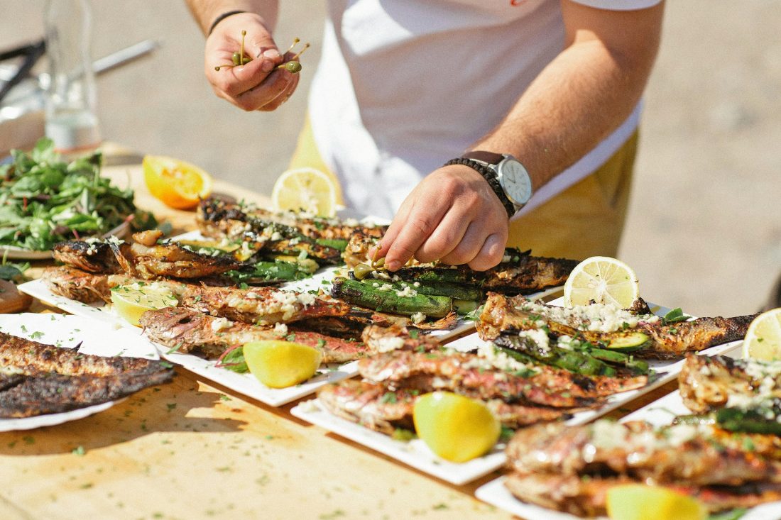 De ce ar trebui să consumăm mai multe tipuri de pește. Specialiștii spun că alegerile alimentare pot reduce presiunea asupra oceanelor