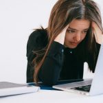 Remedii naturale pentru stres și anxietate: ce funcționează și cum le folosești corect