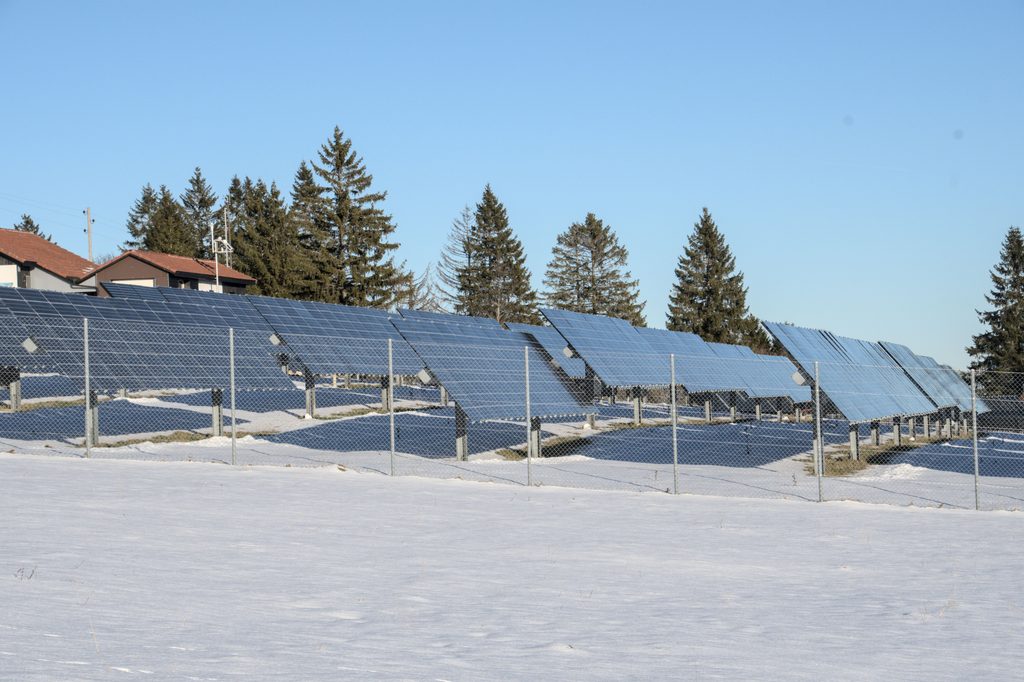 Finanțări de până la 15 milioane de euro pentru baterii și stocarea energiei. Cine poate accesa banii