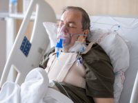 Infarctul ar putea fi diagnosticat diferit la femei și bărbați. Ce schimbă noile recomandări ale cardiologilor