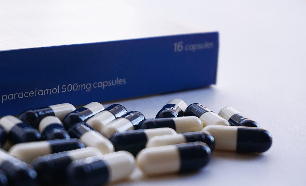 Paracetamolul în sarcină, asociat cu diferențe ale organelor reproductive la fetițe. Ce arată un nou studiu