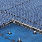 Parcările mall-urilor și supermarketurilor ar putea produce energie solară. Ce prevede propunerea