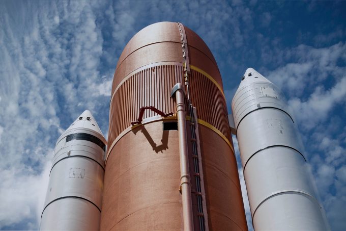 Cum vrea NASA să facă posibilă viața pe Lună: trei misiuni pentru găsirea apei și a unor adăposturi naturale