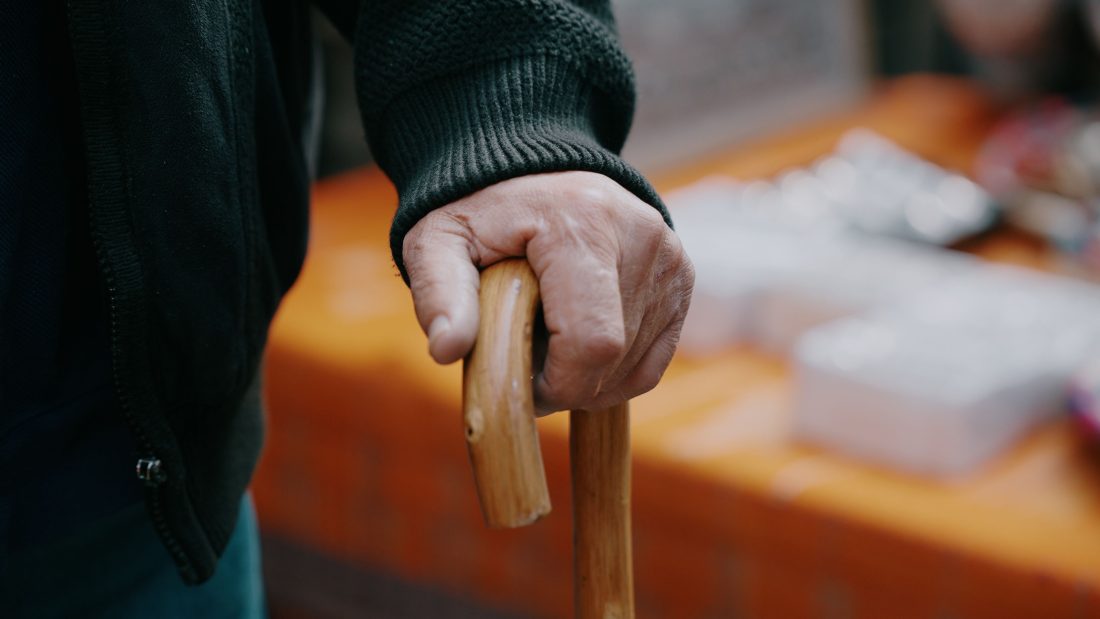 Creierul la bătrânețe păstrează o capacitate surprinzătoare. Cercetătorii au găsit celule care formează neuroni