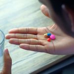Zahărul și antibioticele pot afecta intestinul. Ce au descoperit cercetătorii despre flora intestinală